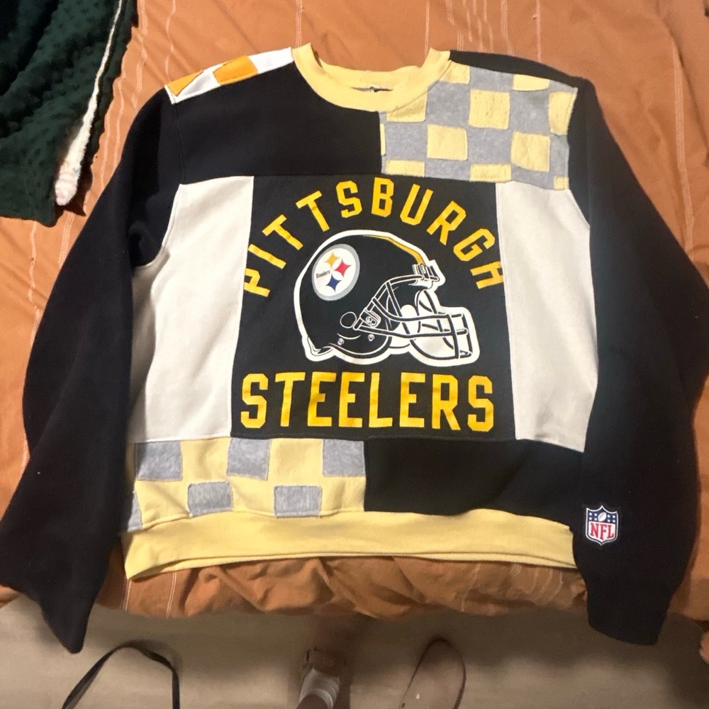 Pittsburgh Steelers Black and Yellow Sweater